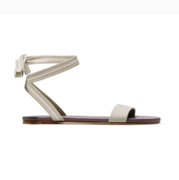 New Rothy’s wrap sandal in sandcastle - Picture 2 of 4